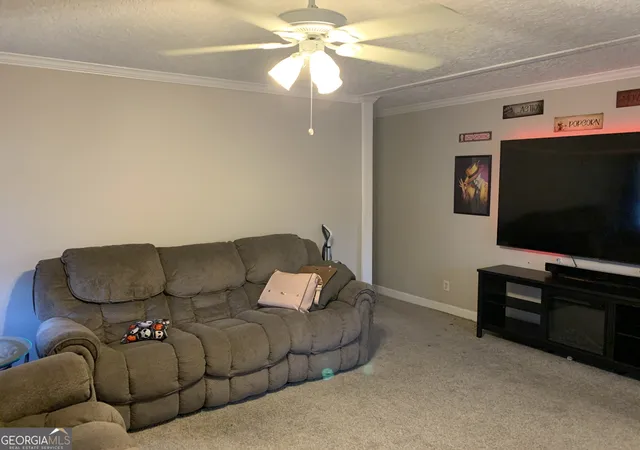 Photo 4 of Manufactured home for sale at 9 Meadow View St, Newnan, GA 30263 | MLS# 10459861 | Listing updated on 2025-09-02