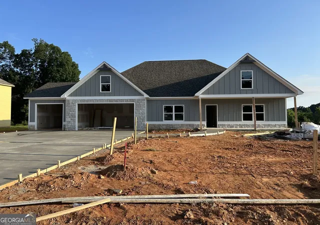 Photo 2 of Single family home for sale at 213 Randolph Farms Dr, Dallas, GA 30132 | MLS# 10796197 | Listing updated on 2026-09-18
