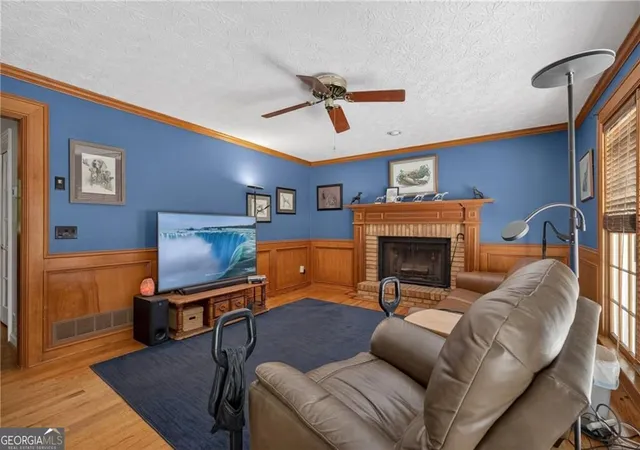 Photo 3 of Single family home for sale at 11690 Highland Colony Dr, Roswell, GA 30075 | MLS# 10760689 | Listing updated on 2026-09-03