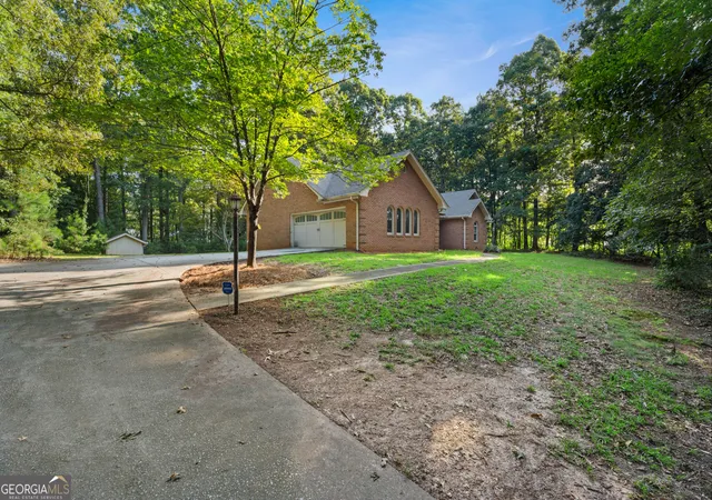 Photo 2 of Single family home for sale at 163 Jenkins Rd, Tyrone, GA 30290 | MLS# 10829259 | Listing updated on 2026-09-08