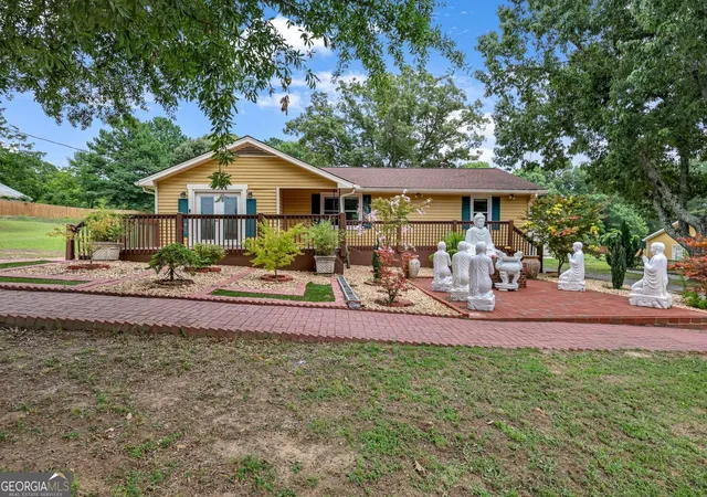 Photo 4 of Single family home for sale at 1242 Cooper Rd, Snellville, GA 30078 | MLS# 10796369 | Listing updated on 2026-08-09