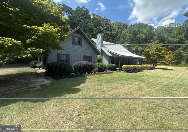 Homes for sale in Sylvania, GA | 3852 Poor Robin Rd, Sylvania, GA 30467 | MLS# 10802360