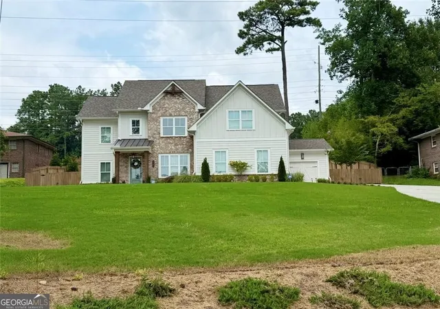 2nd image of 2143 Old Dallas Rd Sw, Marietta, GA 30064 | MLS# 10818439
