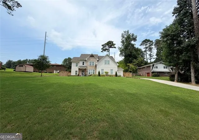 3rd image of 2143 Old Dallas Rd Sw, Marietta, GA 30064 | MLS# 10818439