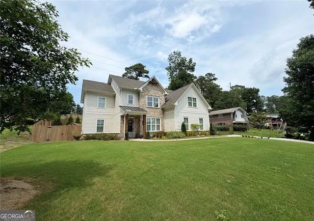 5th image of 2143 Old Dallas Rd Sw, Marietta, GA 30064 | MLS# 10818439