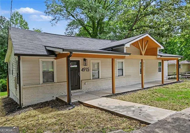 Photo 3 of Single family home for sale at 4915 Campbellton Rd SW, Atlanta, GA 30331 | MLS# 10812099 | Listing updated on 2026-09-13