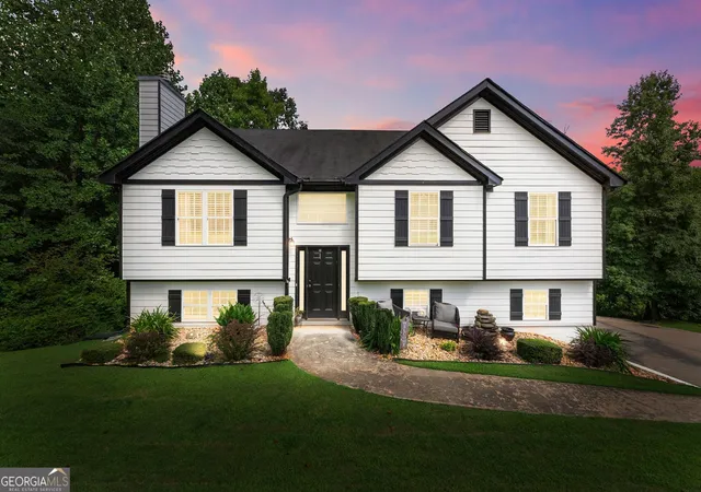 2nd image of 2786 Summer Creek Dr, Gainesville, GA 30507 | MLS# 10822185