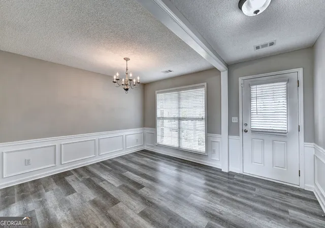 4th image of 9210 Friarbridge Dr, Suwanee, GA 30024 | MLS# 10820162