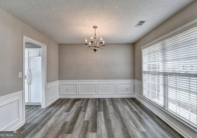 5th image of 9210 Friarbridge Dr, Suwanee, GA 30024 | MLS# 10820162