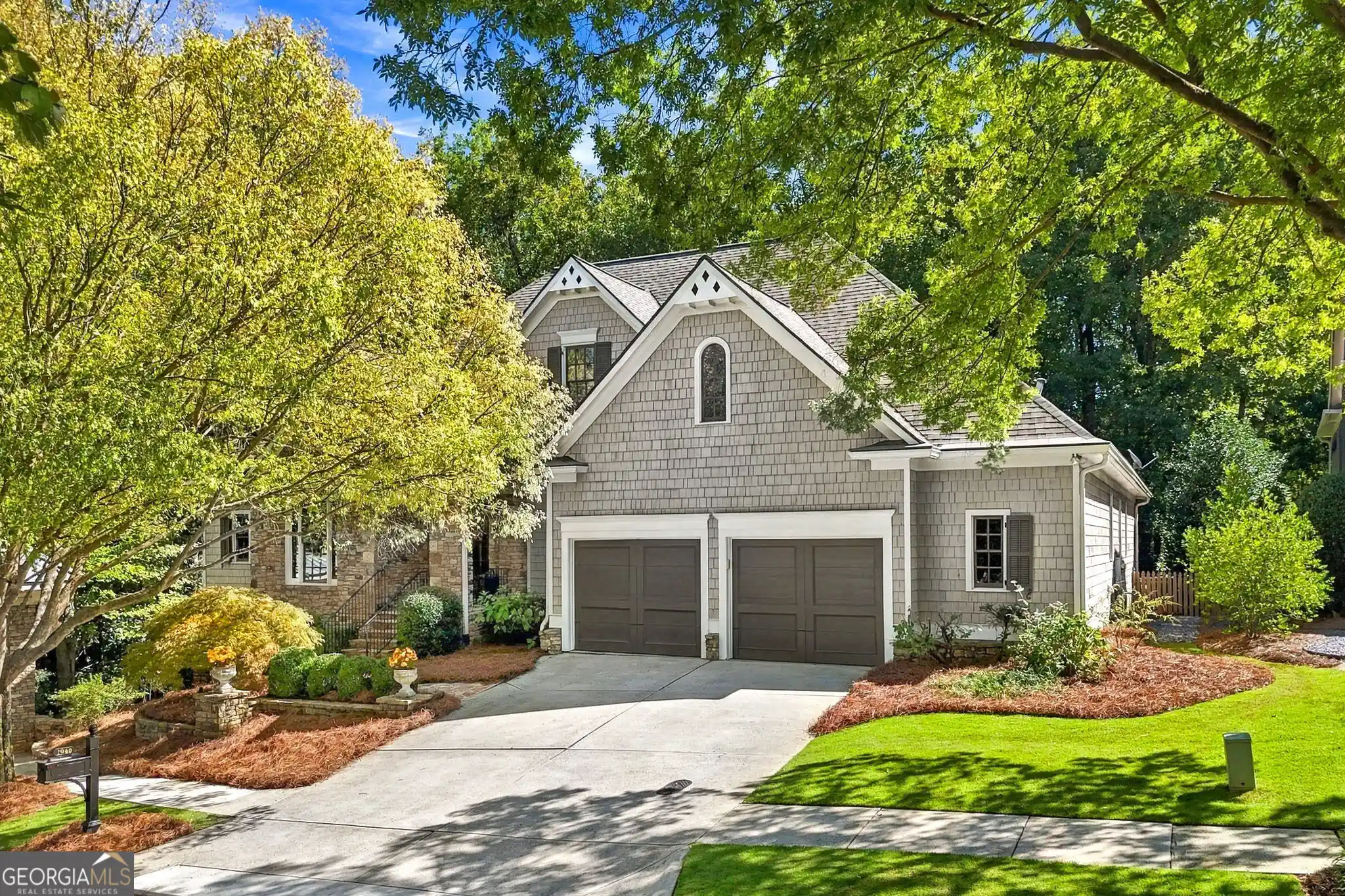 Single family home for sale at 2940 Woodvale Ct, Alpharetta, GA 30022 | MLS# 10870302