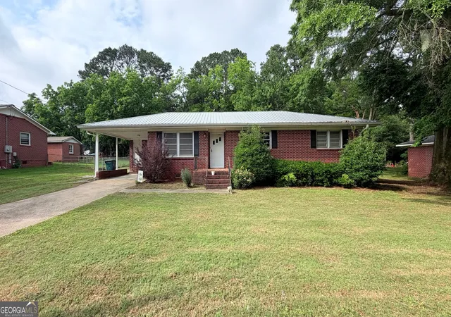 Photo 1 of Sale Pending at 552 Opal St Ext, Hartwell, GA 30643 | MLS# 10772312 | Listing updated on 2026-06-01