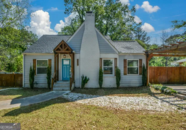 2nd image of 3164 Harris Dr, Atlanta, GA 30344 | MLS# 10754802