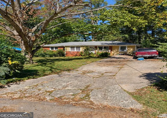 Photo 1 of Single family home for sale at 2986 Del Monico Dr, Decatur, GA 30032 | MLS# 10877152 | Listing updated on 2026-10-26