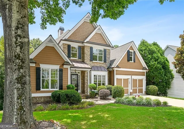 Photo 3 of Single family home for sale at 131 Stargaze Rdg, Canton, GA 30114 | MLS# 10769513 | Listing updated on 2026-08-29