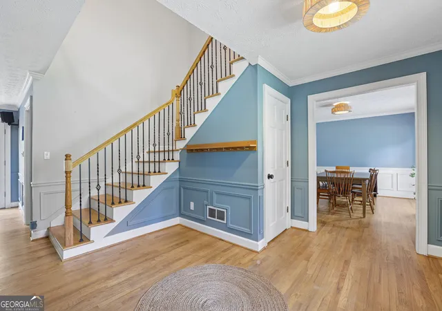 Photo 4 of Single family home for sale at 4832 Riveredge Dr, Peachtree Corners, GA 30096 | MLS# 10835875 | Listing updated on 2026-09-17