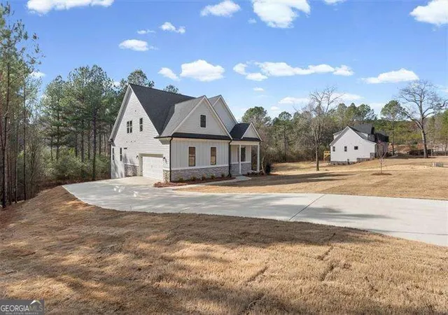 Photo 3 of Single family home for sale at 30 Rushden Wy Se, Rome, GA 30161 | MLS# 10830810 | Listing updated on 2026-10-08