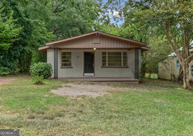 2nd image of 106 Grady St, Griffin, GA 30223 | MLS# 10831660