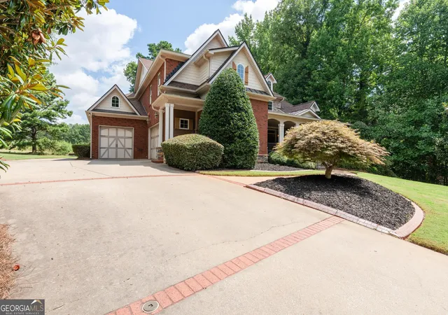 5th image of 1116 Eagles Brooke Dr, Locust Grove, GA 30248 | MLS# 10803442