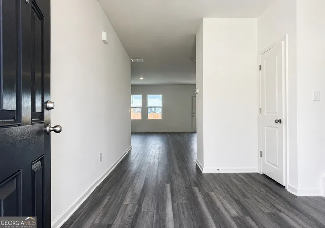 Photo 2 of Sale Pending at 43 Ellenore Dr, Bethlehem, GA 30620 | MLS# 10805391 | Listing updated on 2026-08-29