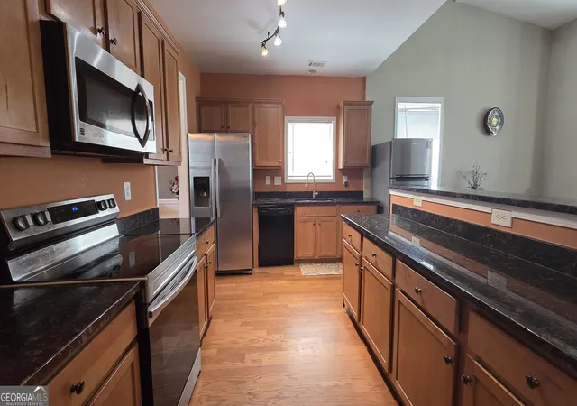 Photo 2 of Single family home for sale at 308 Ridge Pointe Dr, Athens, GA 30606 | MLS# 10814074 | Listing updated on 2026-08-19