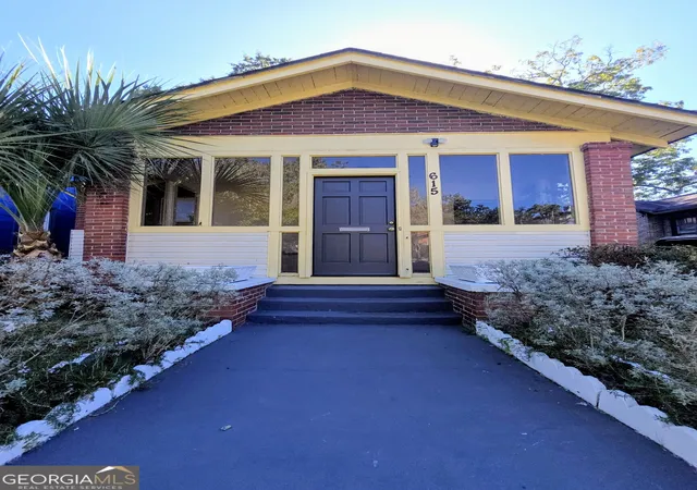 Single family home for sale at 615 Seiler Ave, Savannah, GA 31401 | MLS# 10880235