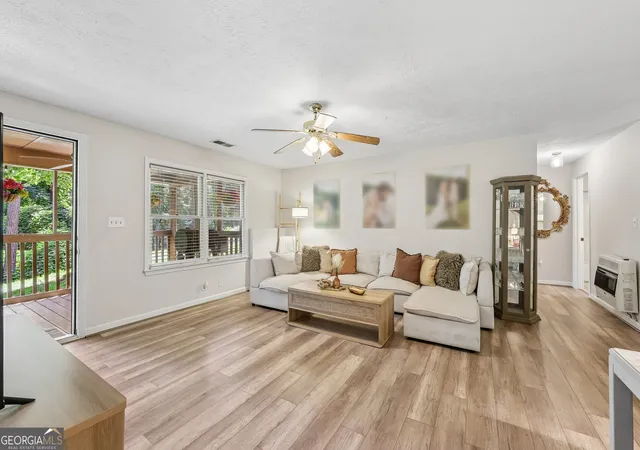 Photo 4 of Single family home for sale at 1398 Elliott Family Pkwy, Dawsonville, GA 30534 | MLS# 10832099 | Listing updated on 2026-10-09
