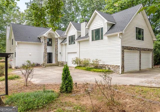 Homes for sale in Dawsonville, GA | 452 Brookwood Dr W, Dawsonville, GA 30534 | MLS# 10718208