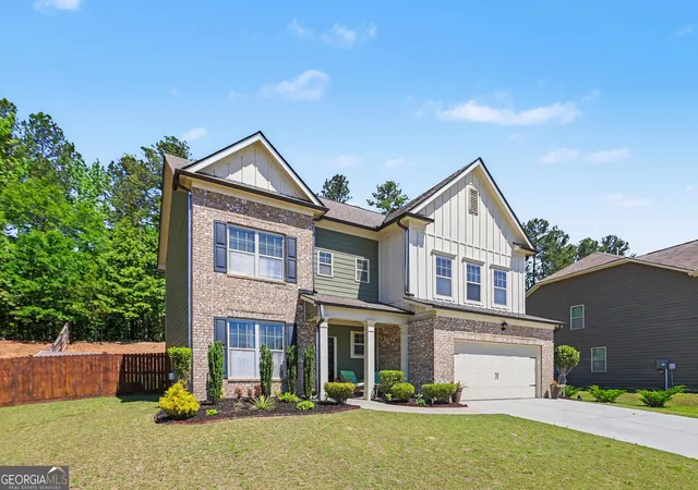 Photo 3 of Single family home for sale at 7247 Demeter Dr, Atlanta, GA 30349 | MLS# 10765657 | Listing updated on 2026-09-04