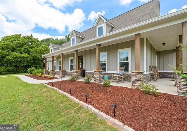 5th image of 1303 Sandhill Hickory Level Rd, Carrollton, GA 30116 | MLS# 10812388