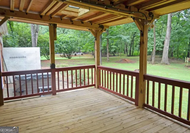 Photo 4 of Single family home for sale at 1091 Glenwood Ln, Bogart, GA 30622 | MLS# 10805761 | Listing updated on 2026-09-13