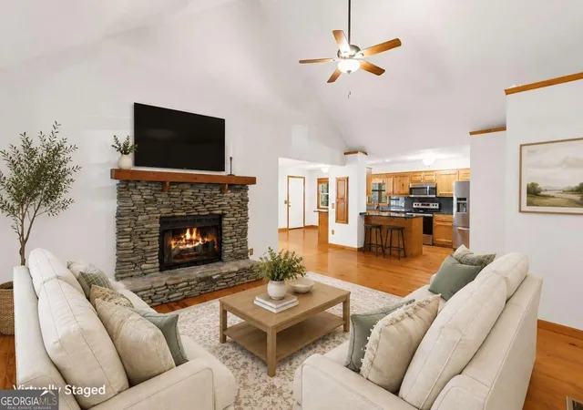 Homes for sale in Blairsville, GA | 40 Caledonia Dr, Blairsville, GA 30512 | MLS# 10764657