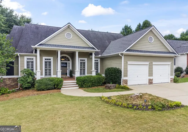 Photo 1 of Single family home for sale at 203 Glenhaven Way, Woodstock, GA 30188 | MLS# 10810565 | Listing updated on 2026-08-10