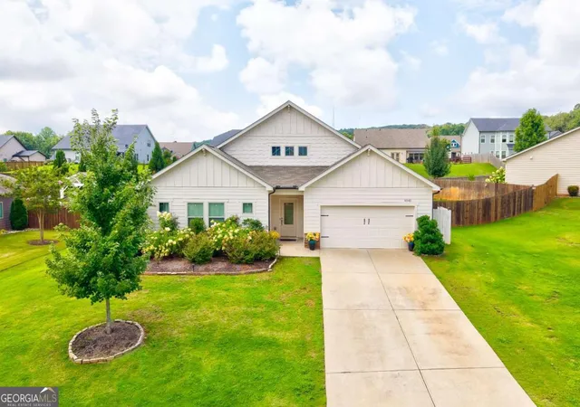 Photo 2 of Single family home for sale at 6545 Trailway Tr, Cumming, GA 30041 | MLS# 10821079 | Listing updated on 2026-09-16