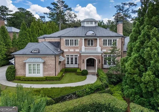Photo 1 of Single family home for sale at 3225 W Paces Park Ct Nw, Atlanta, GA 30327 | MLS# 10816072 | Listing updated on 2026-08-20
