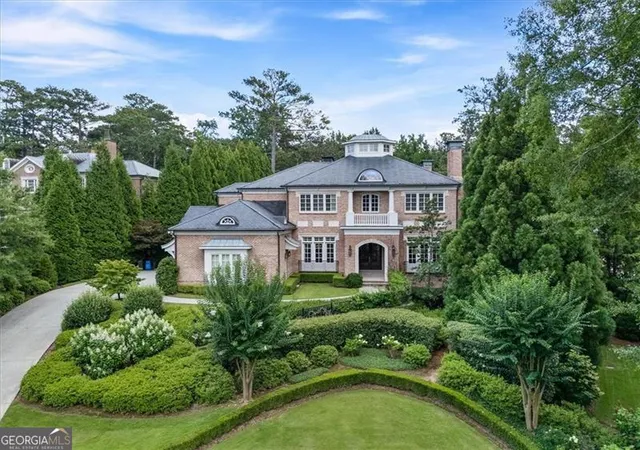 Photo 2 of Single family home for sale at 3225 W Paces Park Ct Nw, Atlanta, GA 30327 | MLS# 10816072 | Listing updated on 2026-08-20