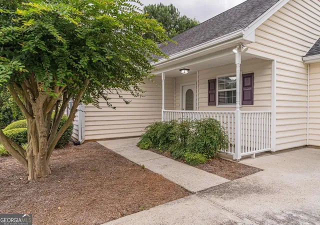 Homes for sale in Bethlehem, GA | 304 Ron Dr, Bethlehem, GA 30620 | MLS# 10791035