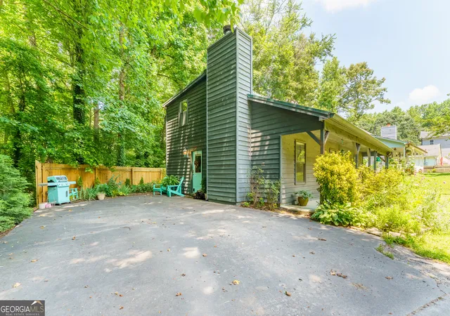 Homes for sale in Cumming, GA | 2590 Valient Dr, Cumming, GA 30041 | MLS# 10783547
