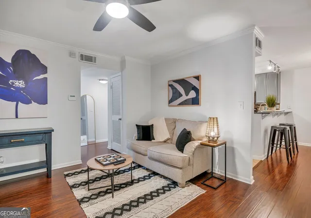 Listing Photo 3 - Condo for sale in building located at 1445 Monroe Dr, Atlanta, GA 30324 - Unit #F15