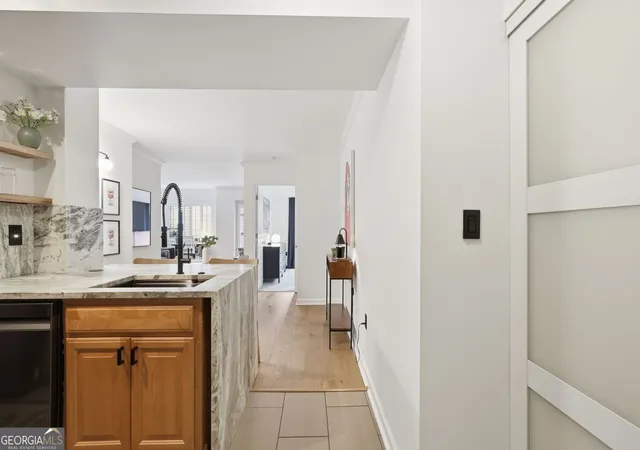 2nd image of 795 Hammond Dr #603, Sandy Springs, GA 30328 | MLS# 10802674