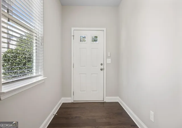 Photo 3 of Single family home for sale at 4114 Elsdon Dr, Austell, GA 30106 | MLS# 10834102 | Listing updated on 2026-10-05