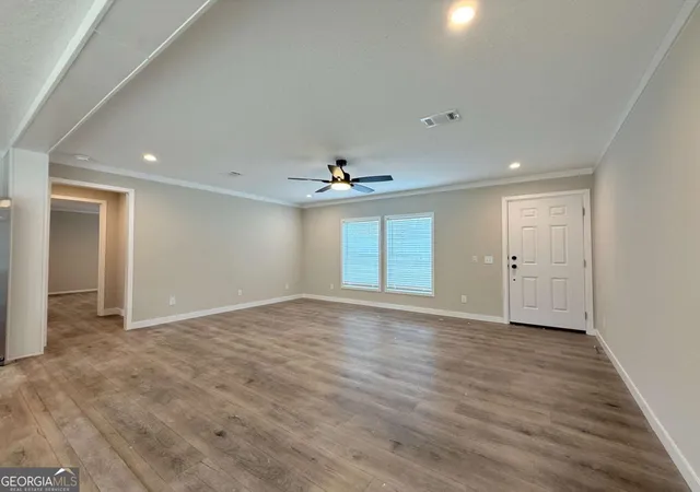 Photo 2 of Sale Pending at 5246 Owens Rd, Blackshear, GA 31516 | MLS# 10800313 | Listing updated on 2026-09-10