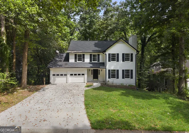 Photo 2 of Single family home for sale at 1860 Hickory Creek Ct Nw, Acworth, GA 30102 | MLS# 10835235 | Listing updated on 2026-09-11