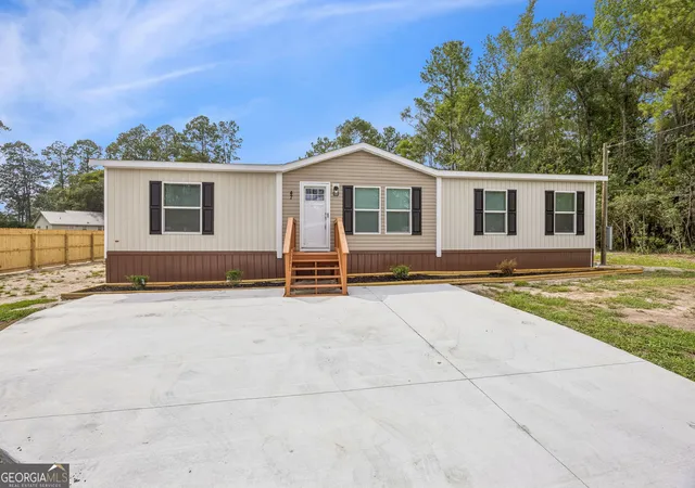 2nd image of 47 Bailey St, Folkston, GA 31537 | MLS# 10755606