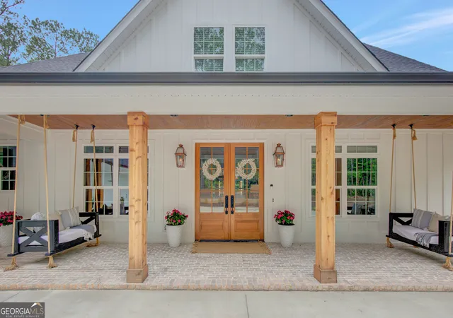 Photo 2 of Sale Pending at 140 S Alexander Crk Rd, Newnan, GA 30263 | MLS# 10650840 | Listing updated on 2026-03-20