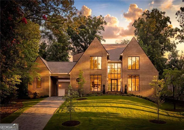 1st image of 3157 Woodrow Way Ne, Brookhaven, GA 30319 | MLS# 10807038