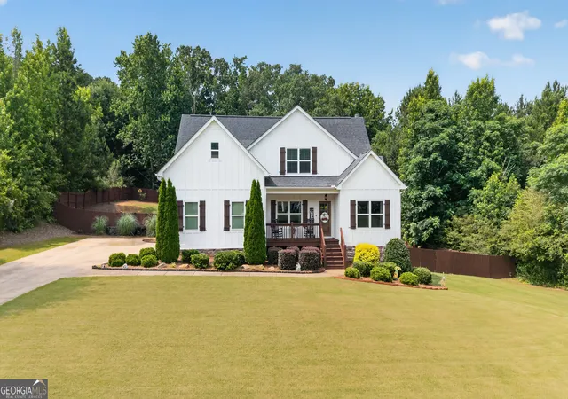 Homes for sale in Williamson, GA | 297 Huntington Wy, Williamson, GA 30292 | MLS# 10796887