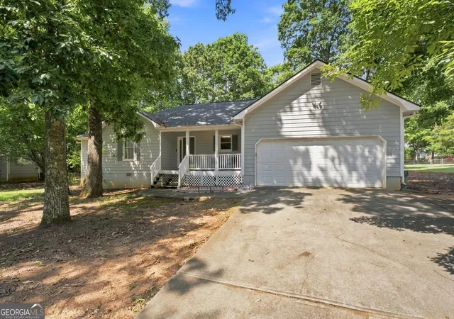Photo 1 of Single family home for sale at 11212 Hemlock Rd, Hampton, GA 30228 | MLS# 10831994 | Listing updated on 2026-09-19