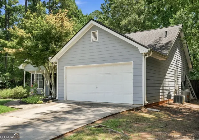 Photo 2 of Single family home for sale at 85 Goldfinch Dr, Covington, GA 30016 | MLS# 10808430 | Listing updated on 2026-09-19