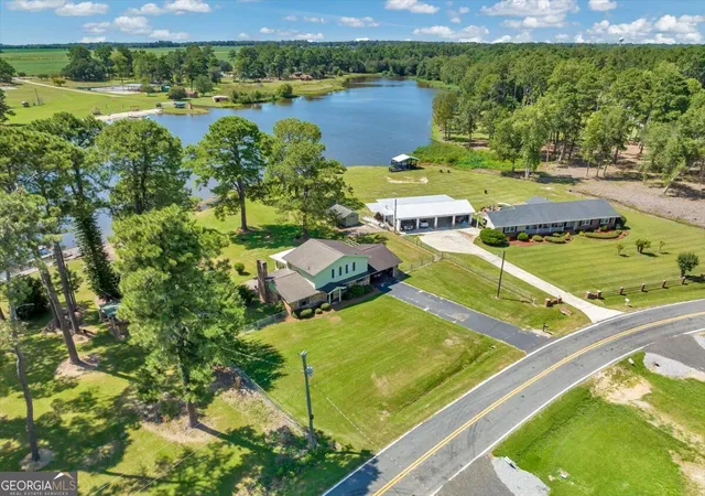 Photo 3 of Single family home for sale at 443 Lakeshore Rd, Pelham, GA 31779 | MLS# 10824706 | Listing updated on 2026-08-26