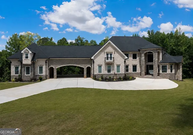 Photo 1 of Single family home for sale at 381 Vicki Ln, Stockbridge, GA 30281 | MLS# 10816805 | Listing updated on 2026-10-05